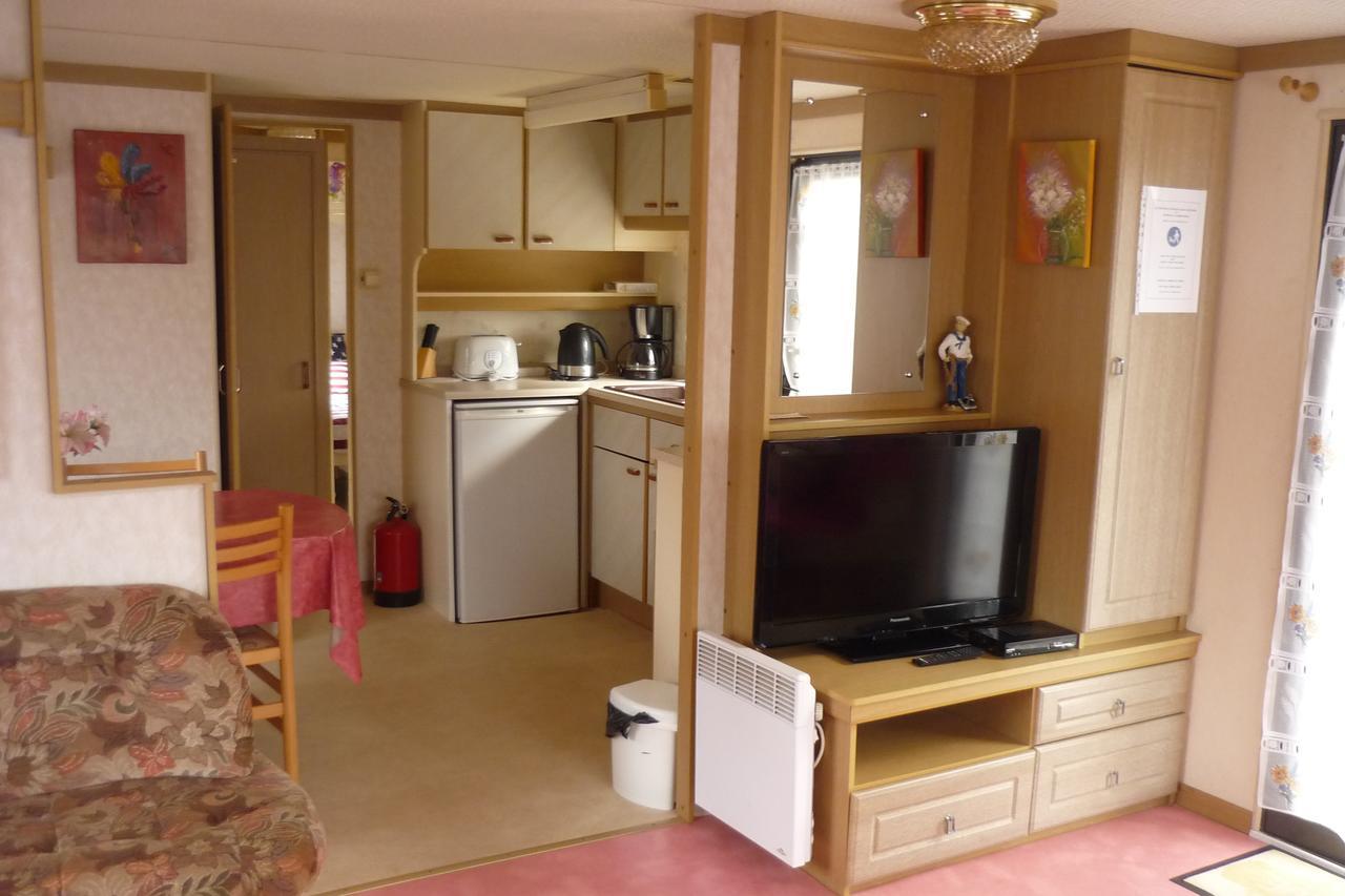 Mobile Home Le Clos De See Chérencé-le-Roussel Εξωτερικό φωτογραφία