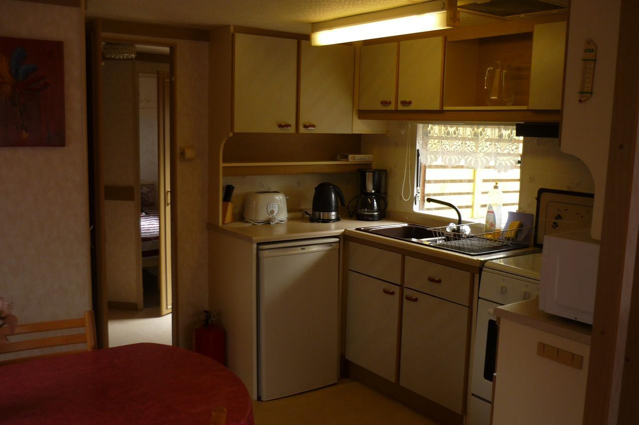 Mobile Home Le Clos De See Chérencé-le-Roussel Εξωτερικό φωτογραφία